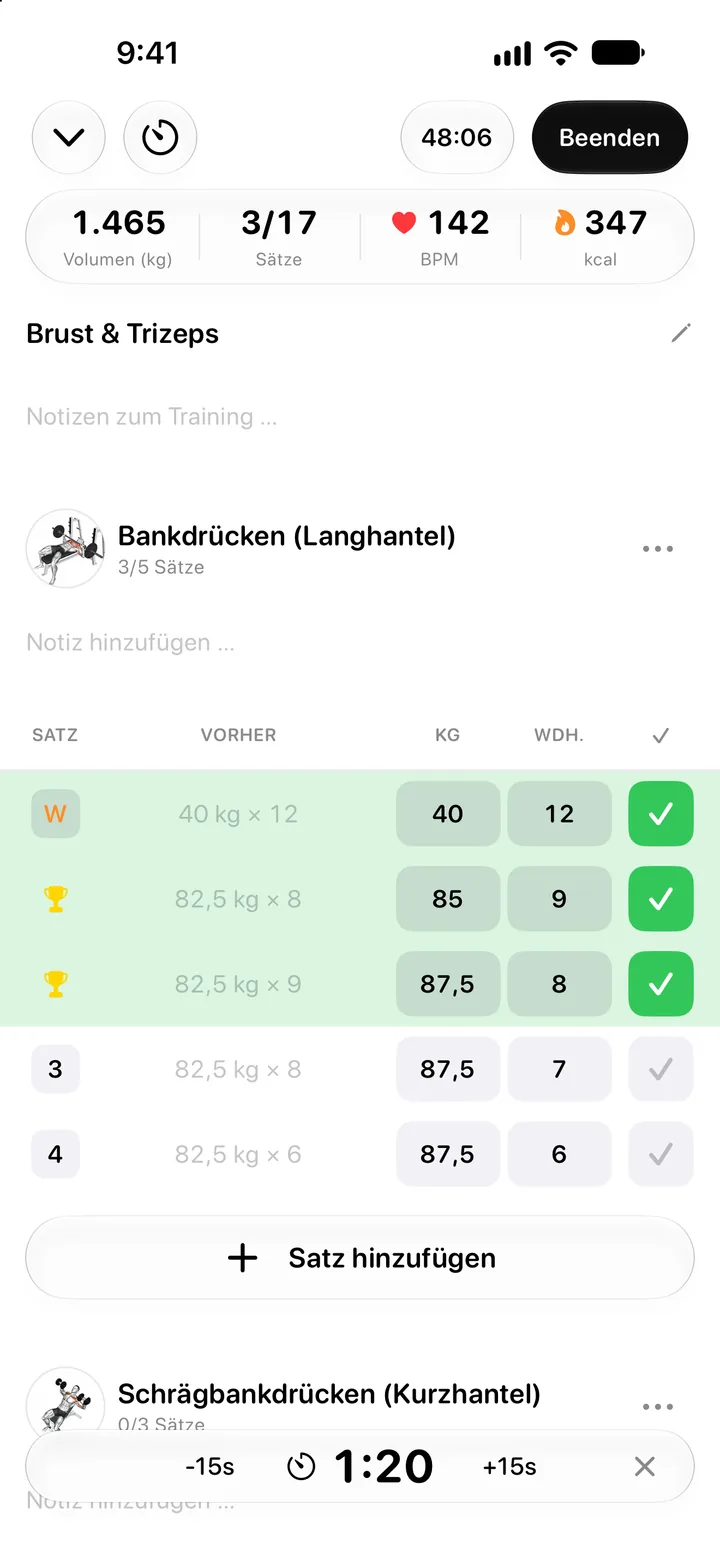 Laufendes Training im hellen Modus mit Pausentimer-Countdown am unteren Rand